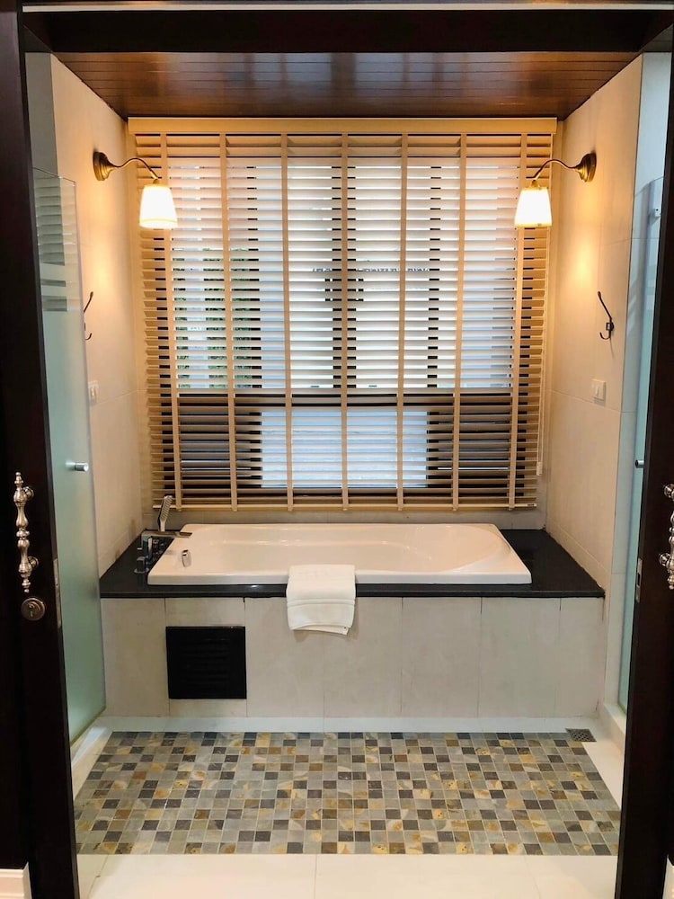 Standard Double or Twin Room - Photo 6