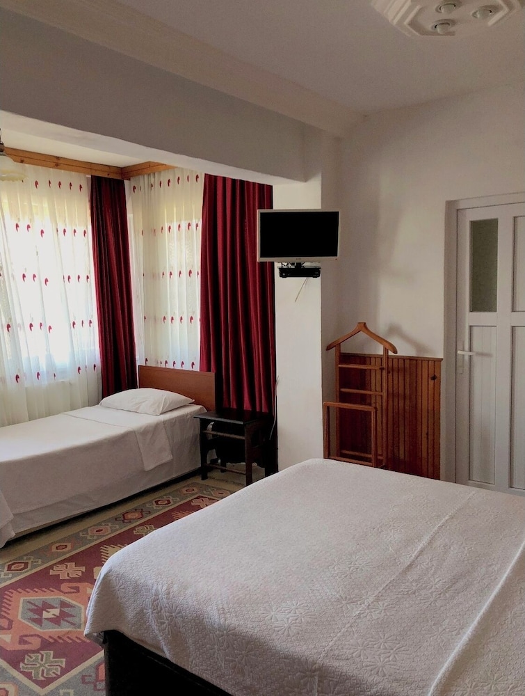 Family Triple Room photo 2