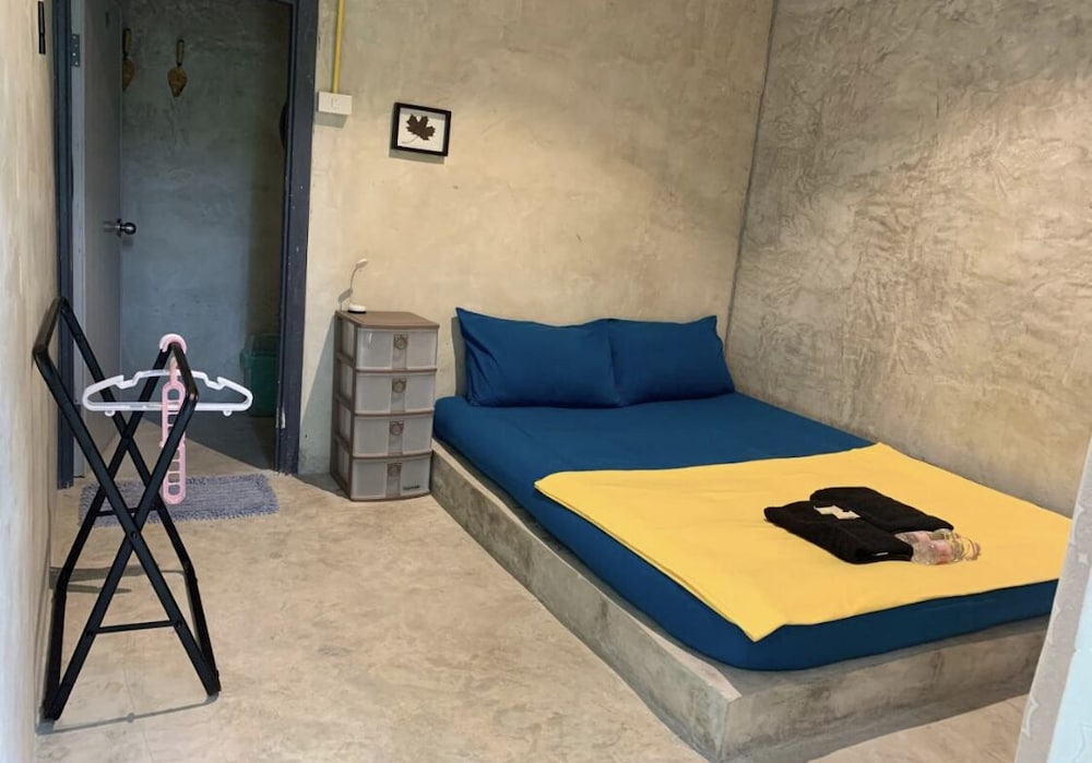 Economy Double Room (Fan Room - B7)