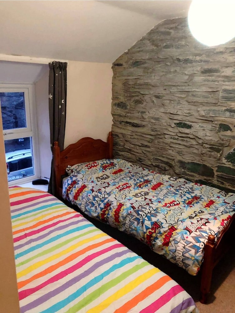 Cottage, 4 Bedrooms photo 2