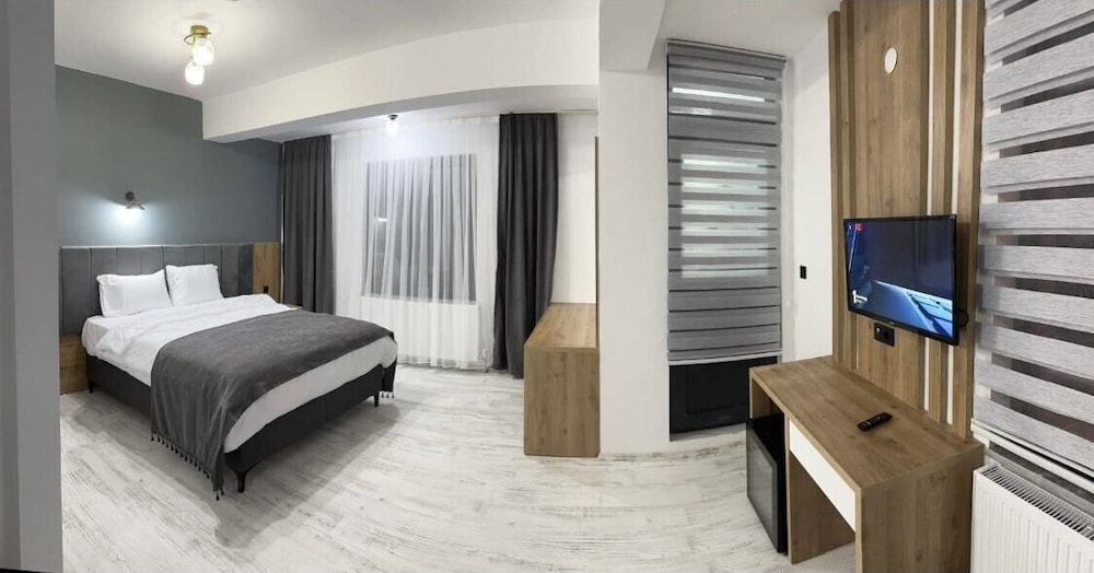 Family Double or Twin Room photo 3