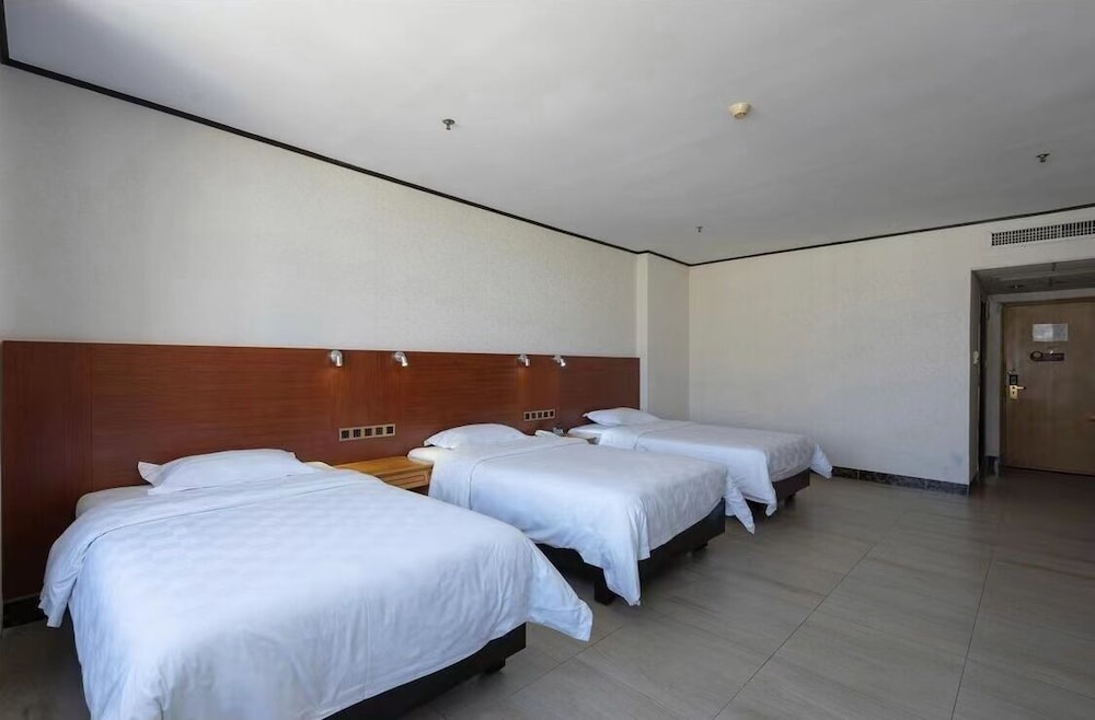 Riverview Triple Room photo 1