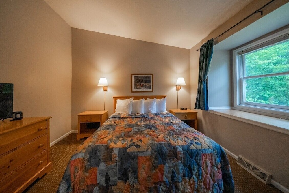 Deluxe Condo, Lake View, Lakeside