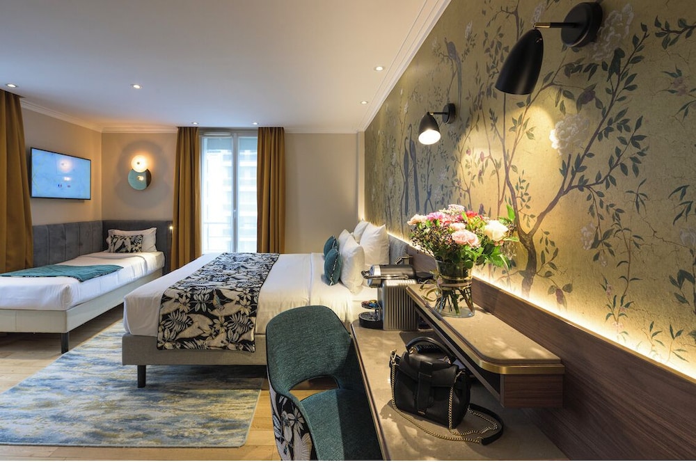 Superior Room thumbnail 5