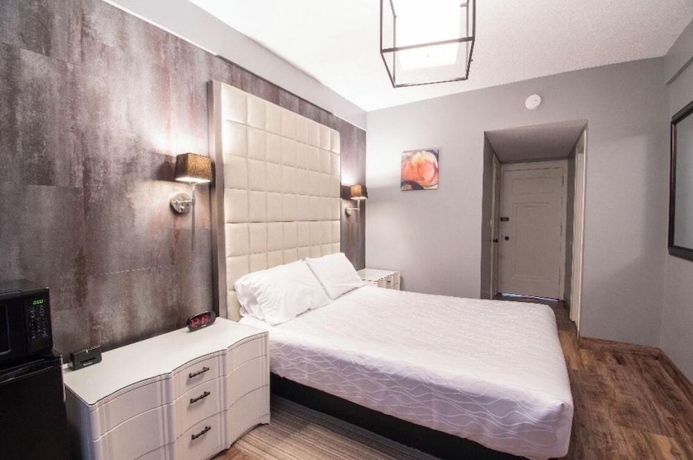 Classic Room, City View