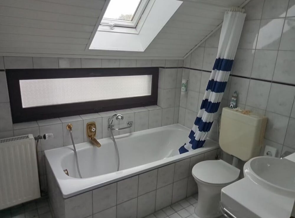 Double Room, Balcony, Bathtub photo 3