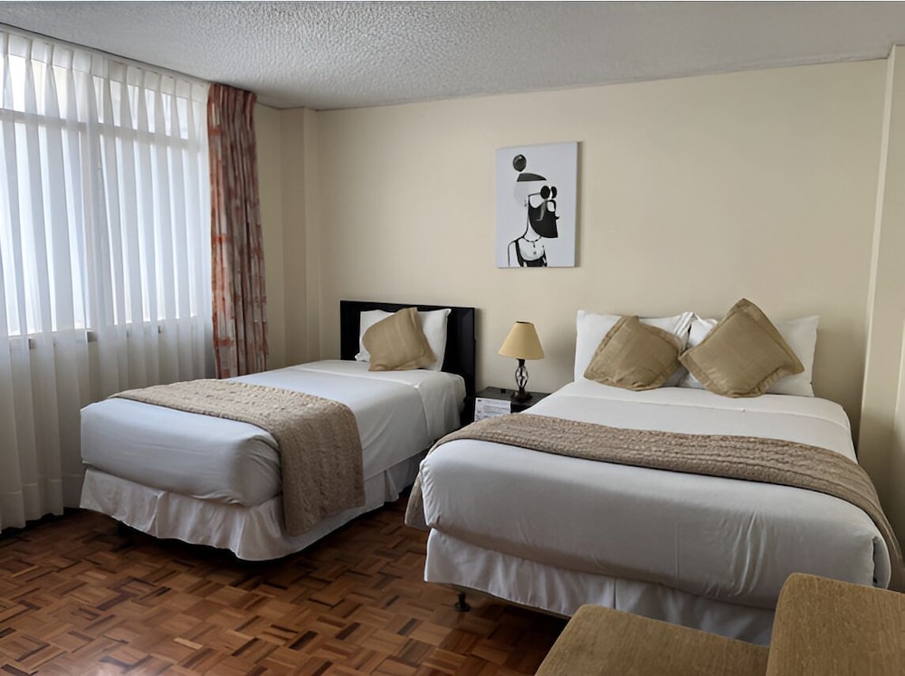 Hotel Embassy — photo 80