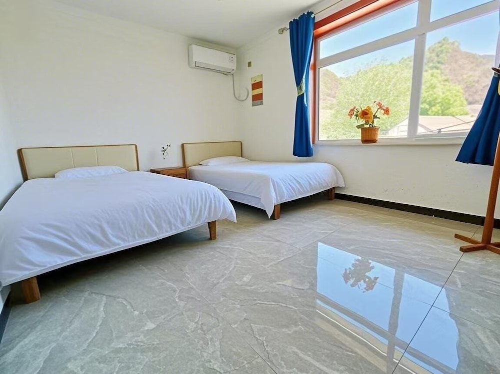 Economy Room photo 1
