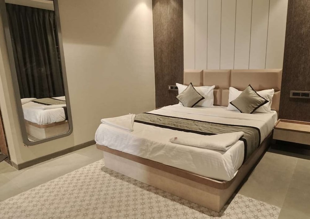 Luxury Studio Suite