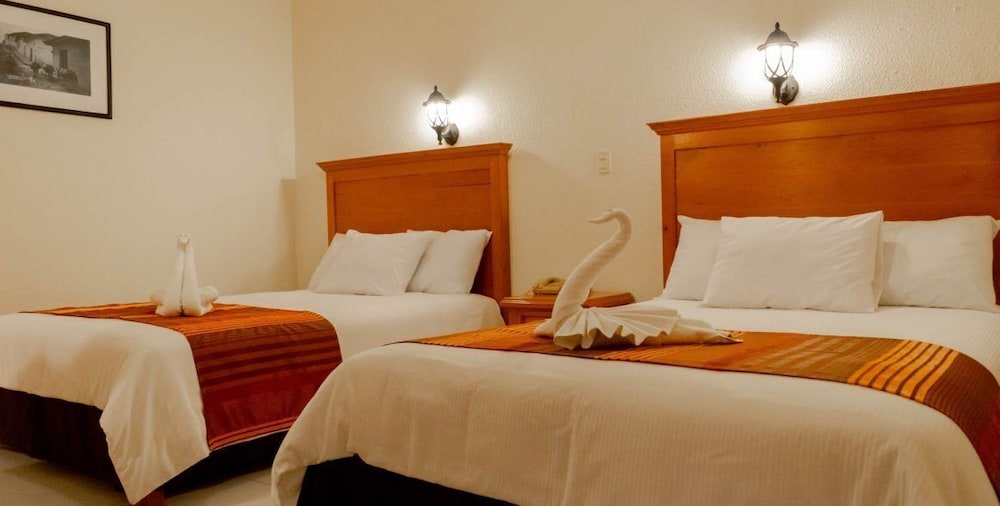 Standard Double Room, 2 Queen Beds, Garden View photo 1