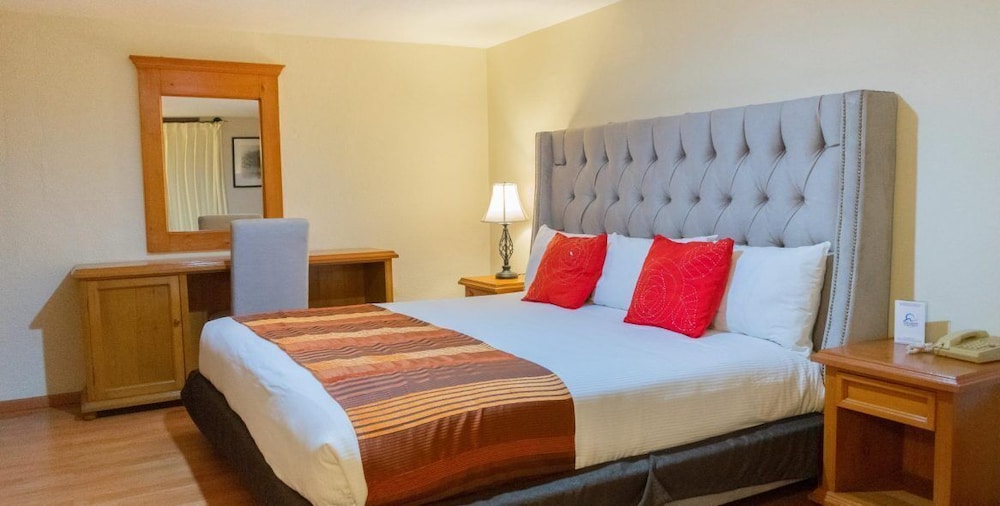 Standard Suite, 2 Bedrooms, Connecting Rooms, Garden Area photo 1