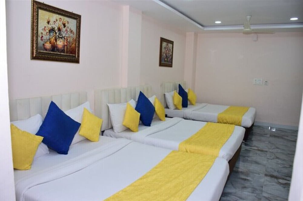 Family Room photo 2