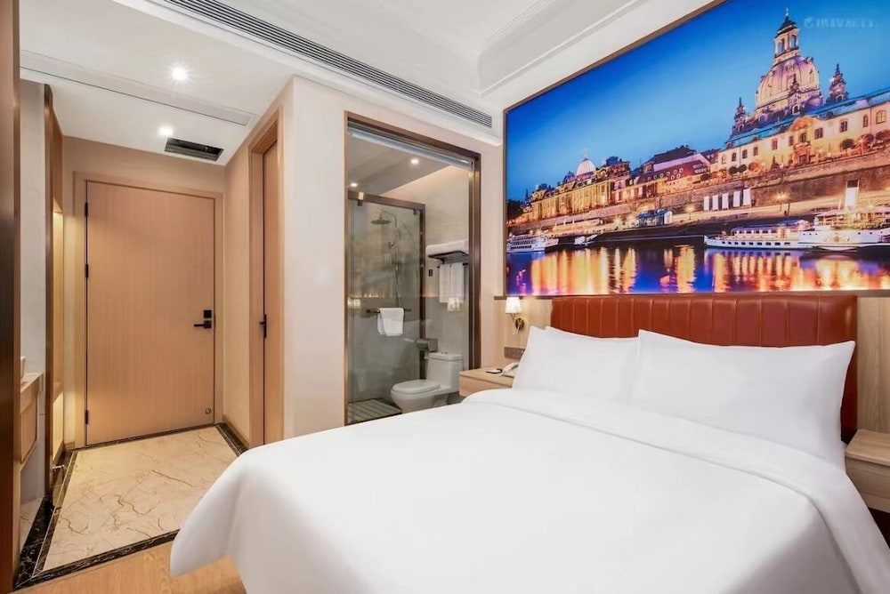 Senior Single Room
