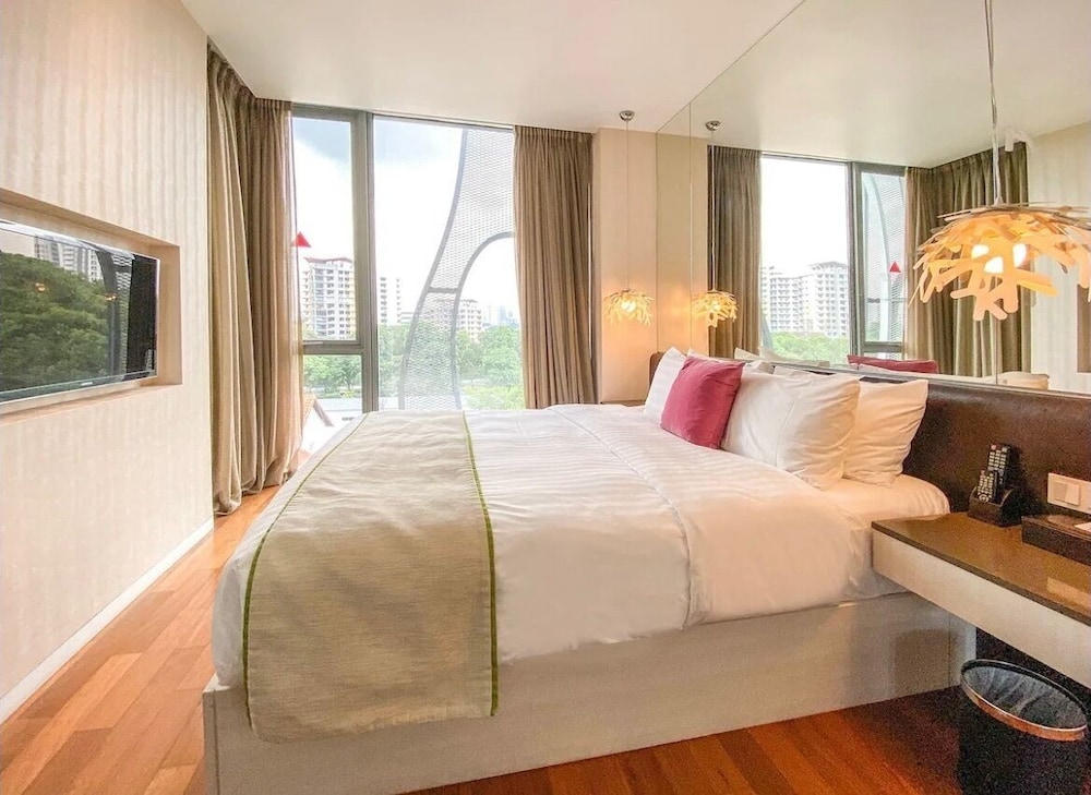 Executive One Bedroom With Balcony photo 3