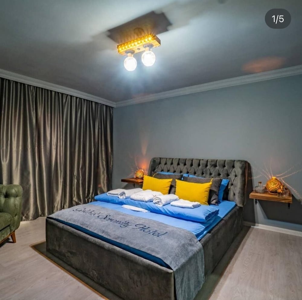 Economy Double Room - Photo 6