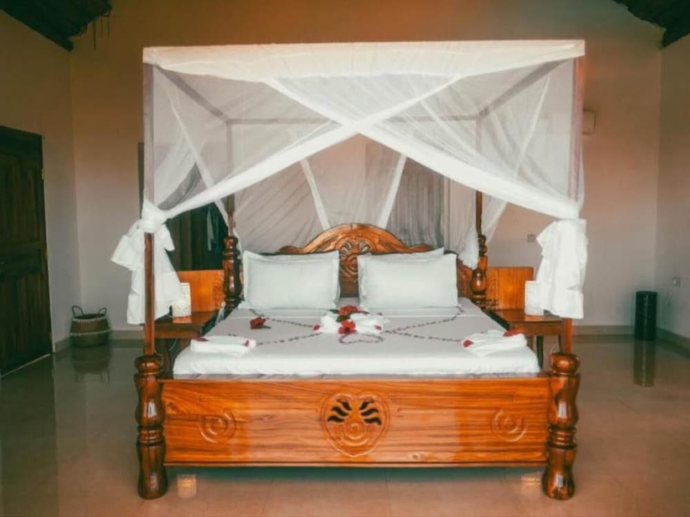 Luxury Villa photo 1