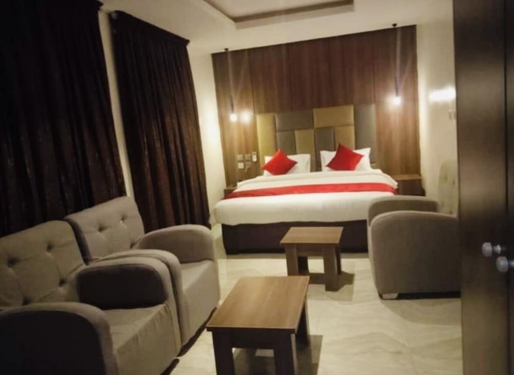 Business Room photo 3