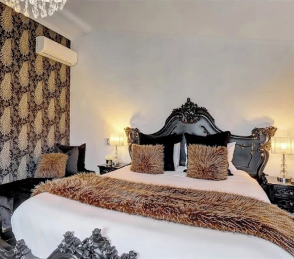 Bath Suite - Photo 8