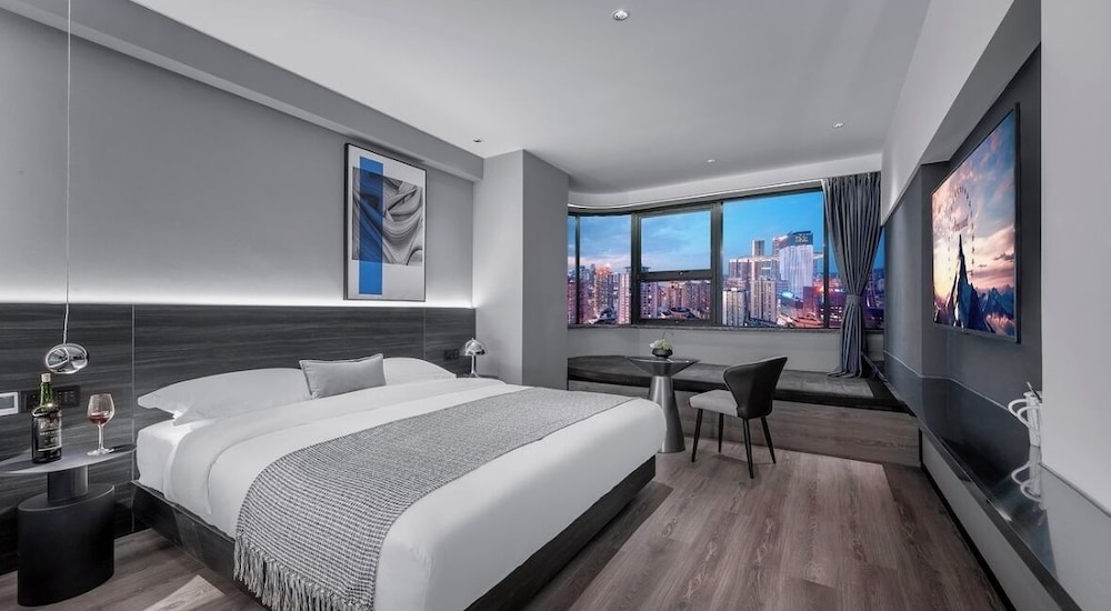 Premier Room, City View