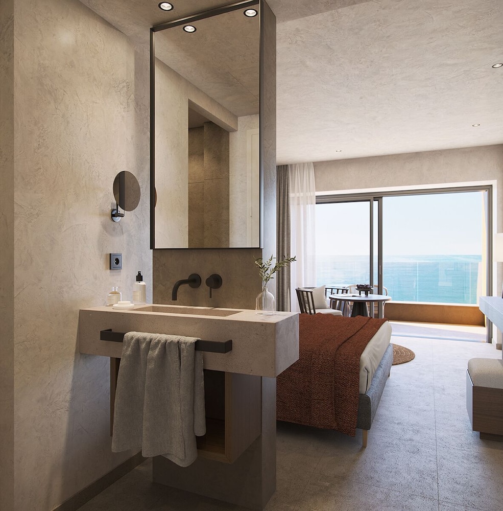 Deluxe Room with Sea View