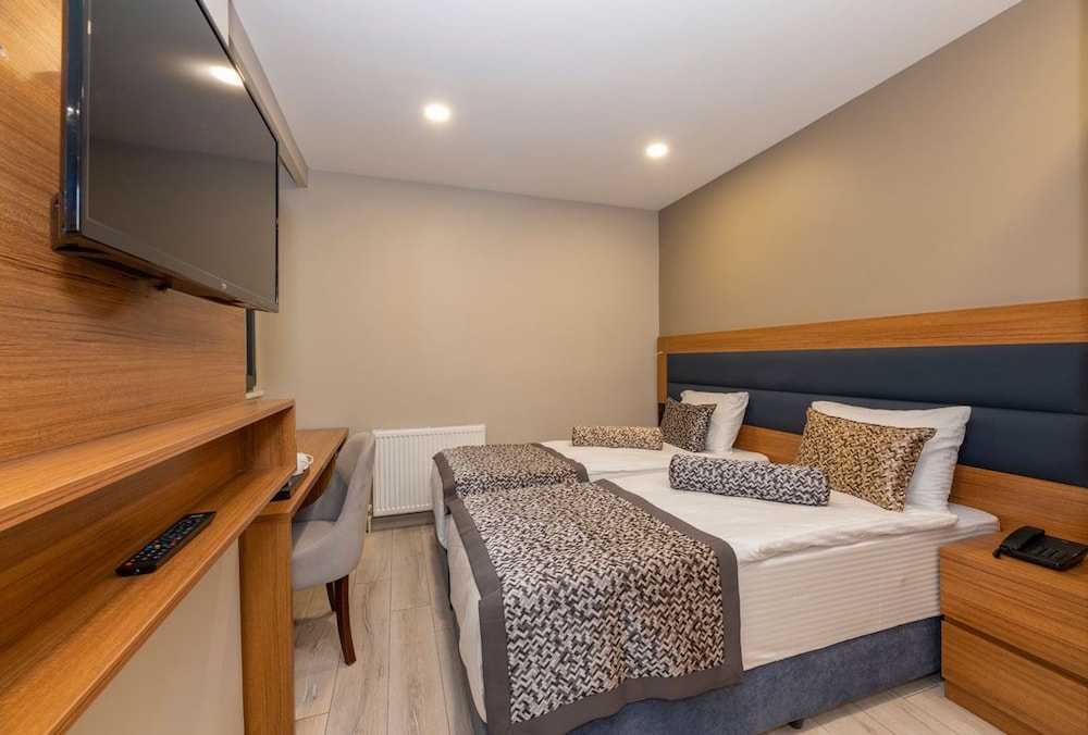 Standard Room photo 2