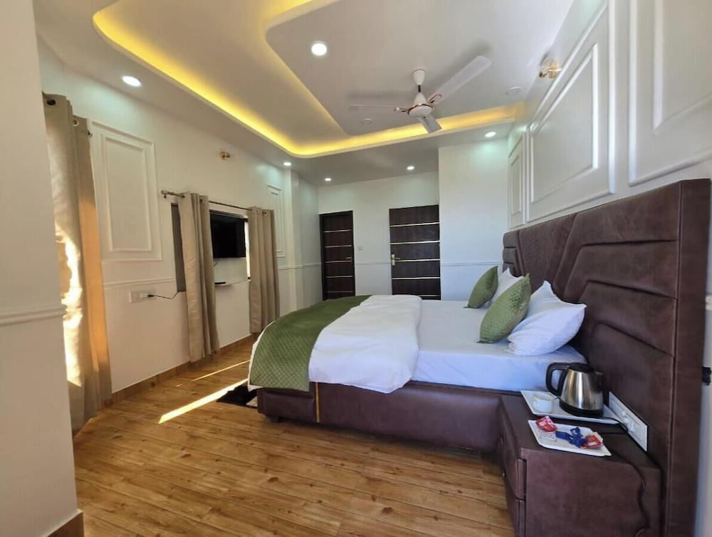 Royal Suite photo 3