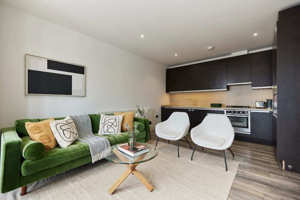 Apartment (2 Bedrooms)