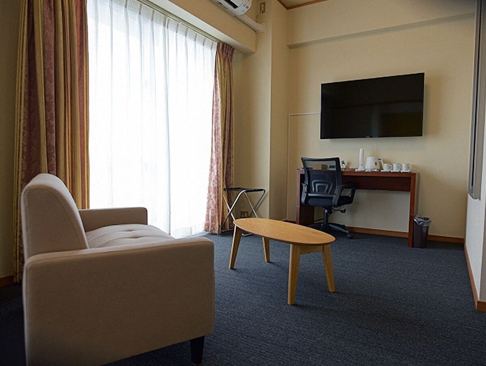 Basic Triple Room, 3 Bedrooms - Photo 7