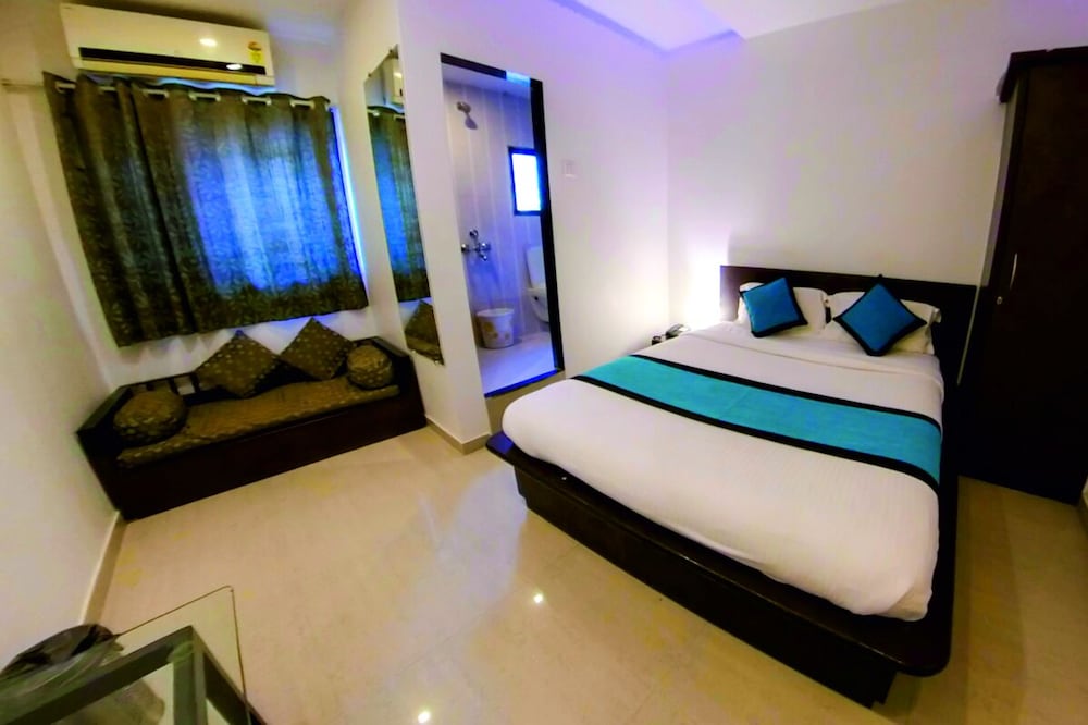 Executive Room - Photo 3