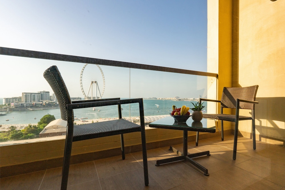 Room, 1 King Bed, Balcony, Sea View (Ain Dubai)
