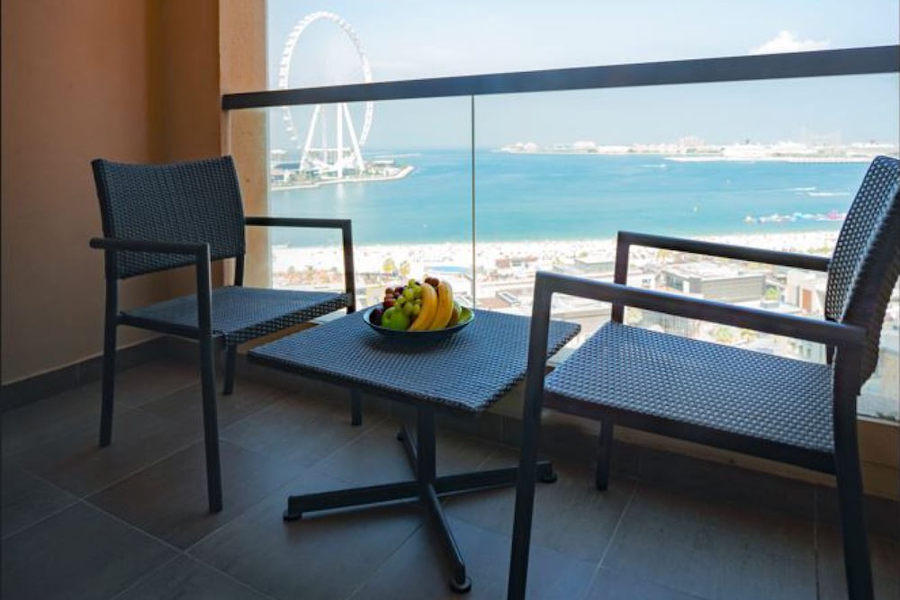 Family Room, 1 King Bed, Balcony, Sea View