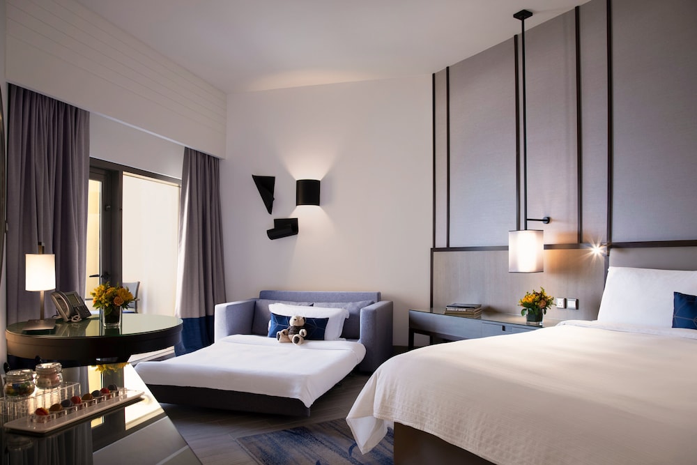 Family Room, 1 King Bed, Balcony, Sea View