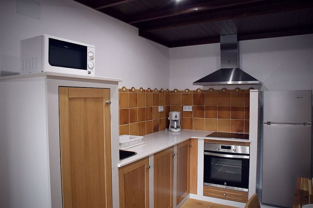 Economy Apartment photo 2