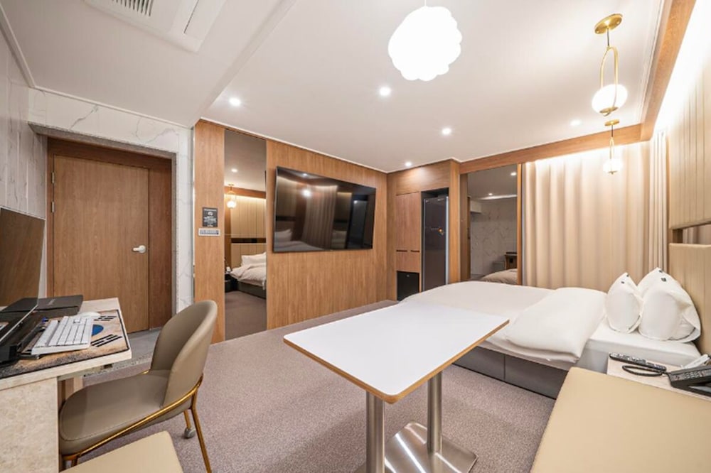 Superior Double Room - Photo 5