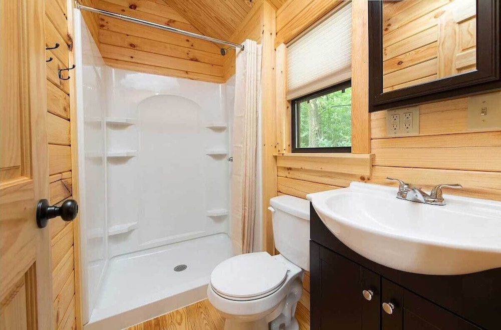 Deluxe Cabin, Kitchenette, Lake View - Photo 6