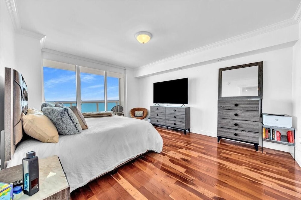 Presidential Apartment, 2 Bedrooms, Ocean View