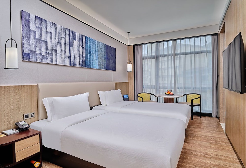 Basic Double or Twin Room, Multiple Beds photo 1