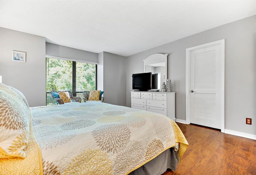 Condo (1 Bedroom) photo 2