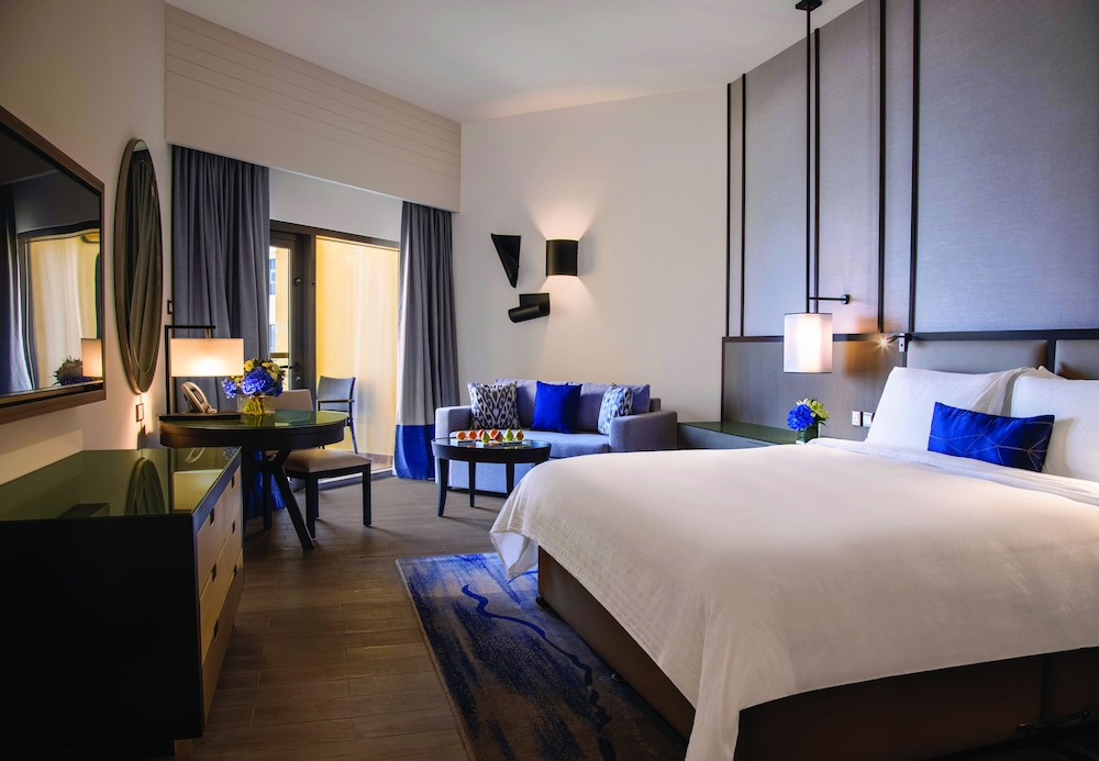 Room, 1 King Bed, Balcony, Sea View