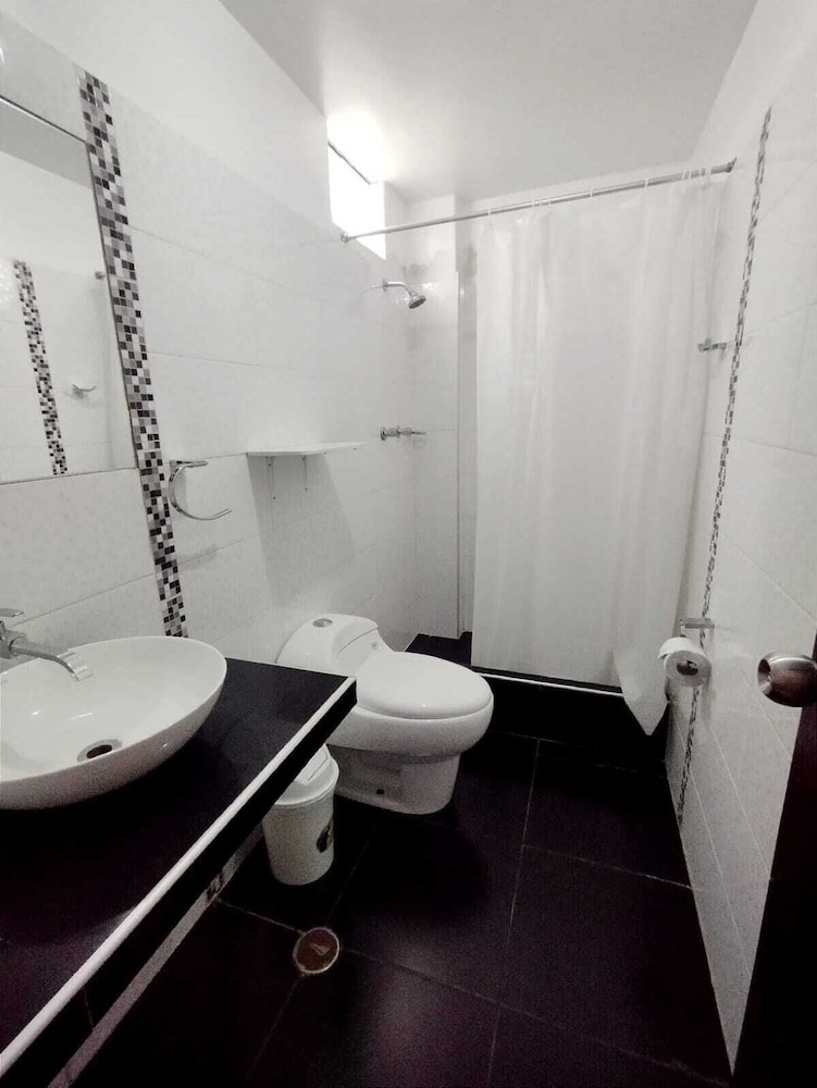 Classic Quadruple Room photo 2