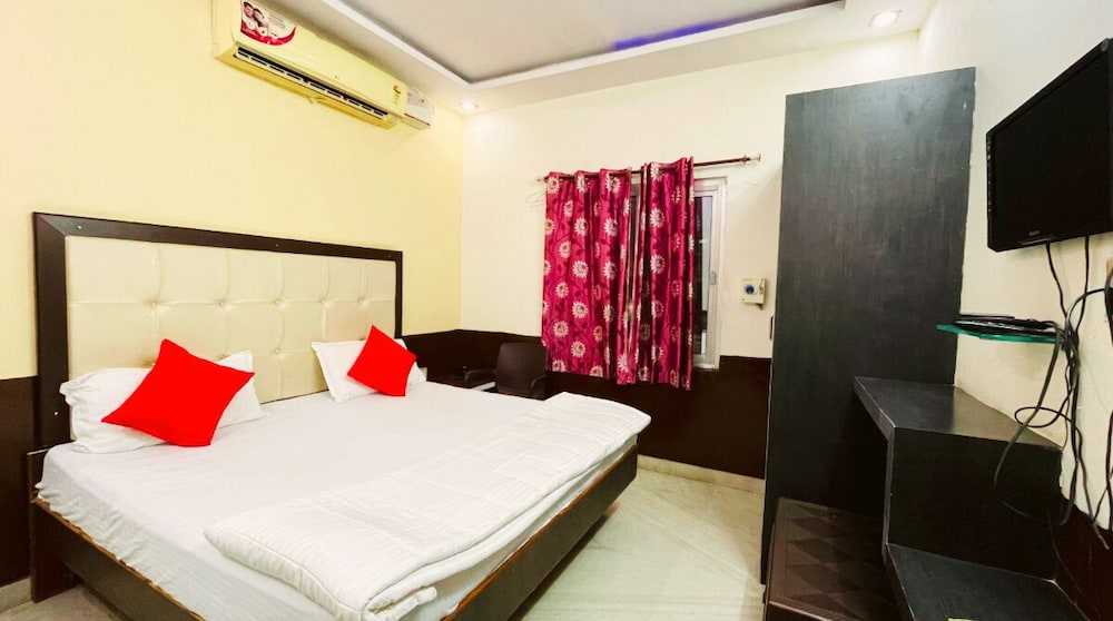 Deluxe Room - Photo 1