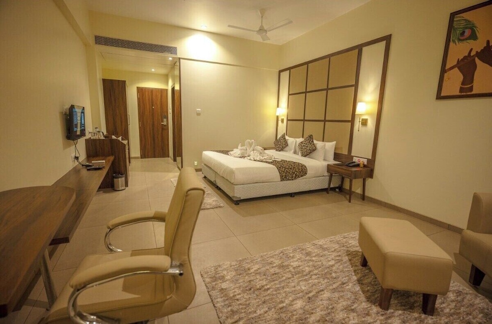 Deluxe Room, 1 Double Bed photo 2
