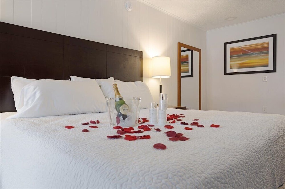 Exclusive Room, 1 King Bed, Non Smoking photo 1