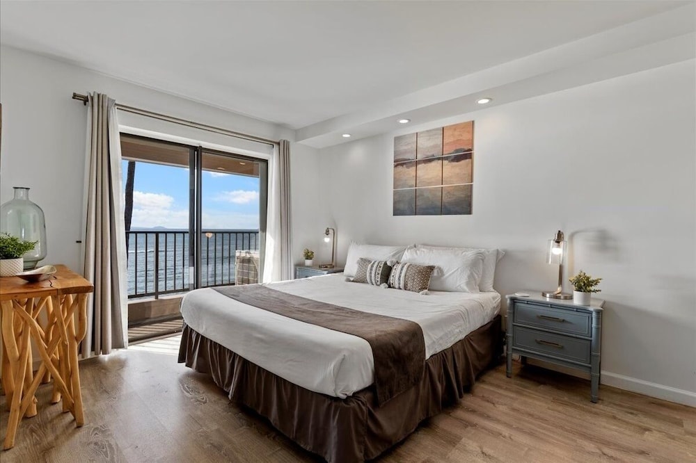 Condo, 2 Bedrooms
