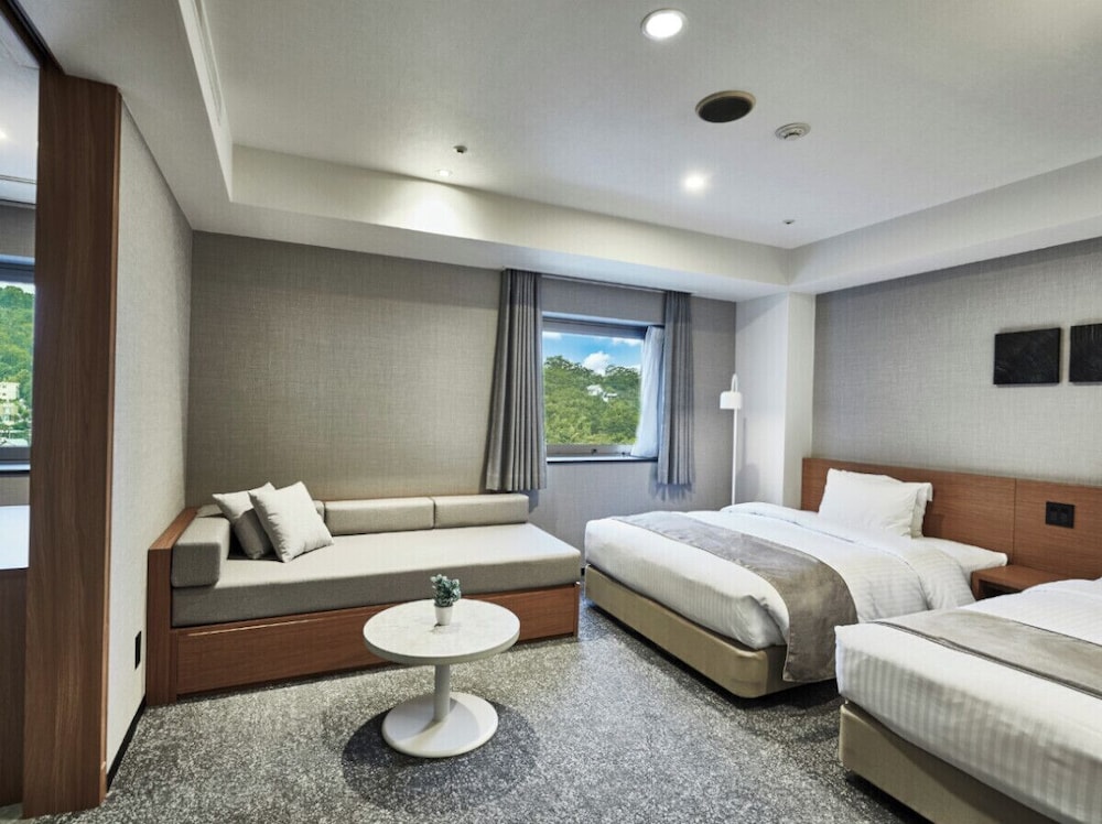 Deluxe Twin Room, Multiple Beds, Non Smoking (For 2-5 people use)