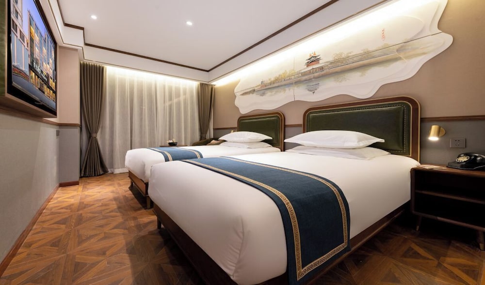 Family Triple Room