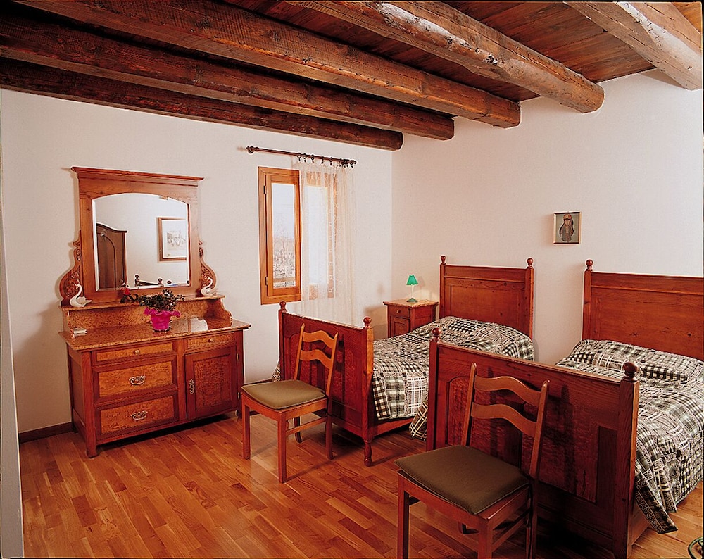 Double Room Single Use, 2 Twin Beds
