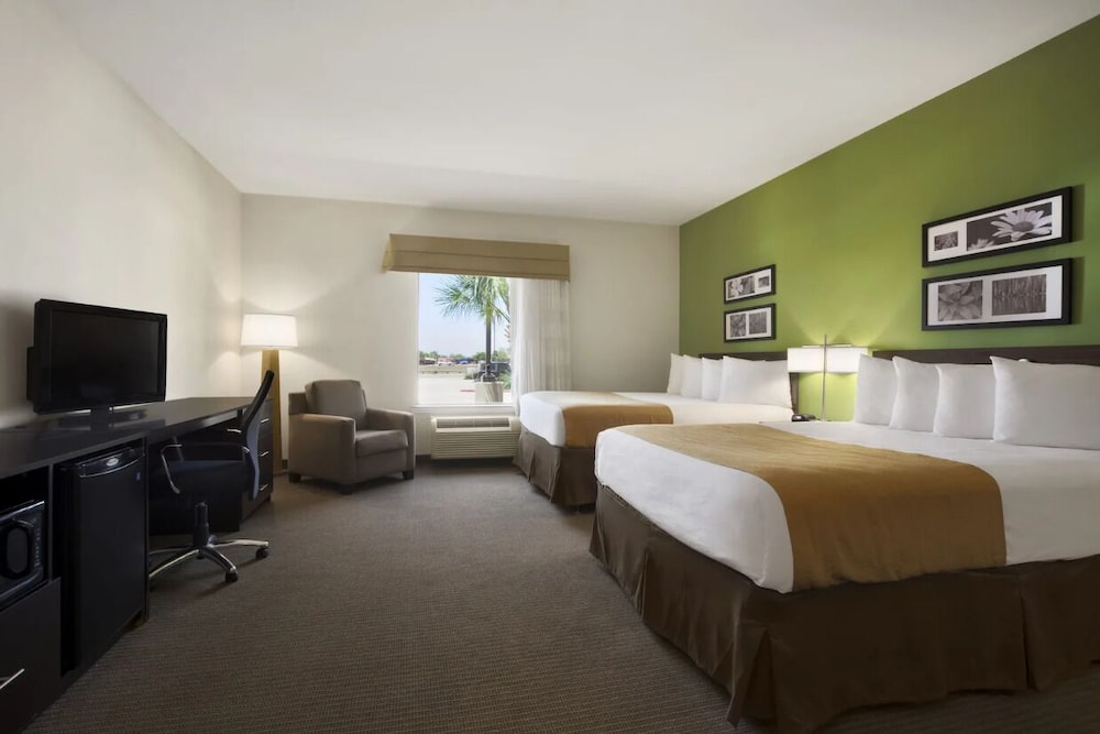 Room, 2 Queen Beds, Accessible photo 1