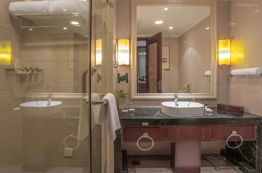 Business Double Room photo 3