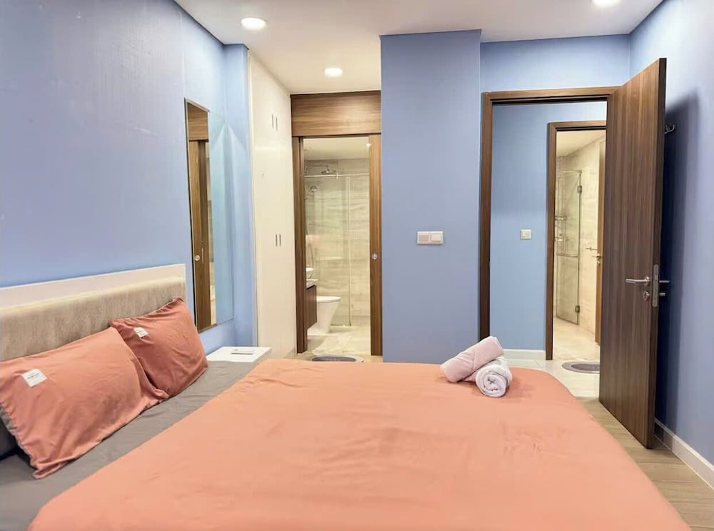 Presidential Suite, 2 Bedrooms, Club Lounge Access, City View photo 3